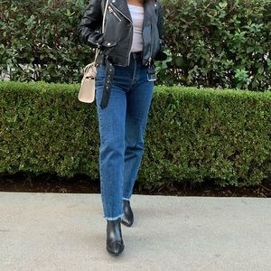 Levi’s wedgie straight jeans